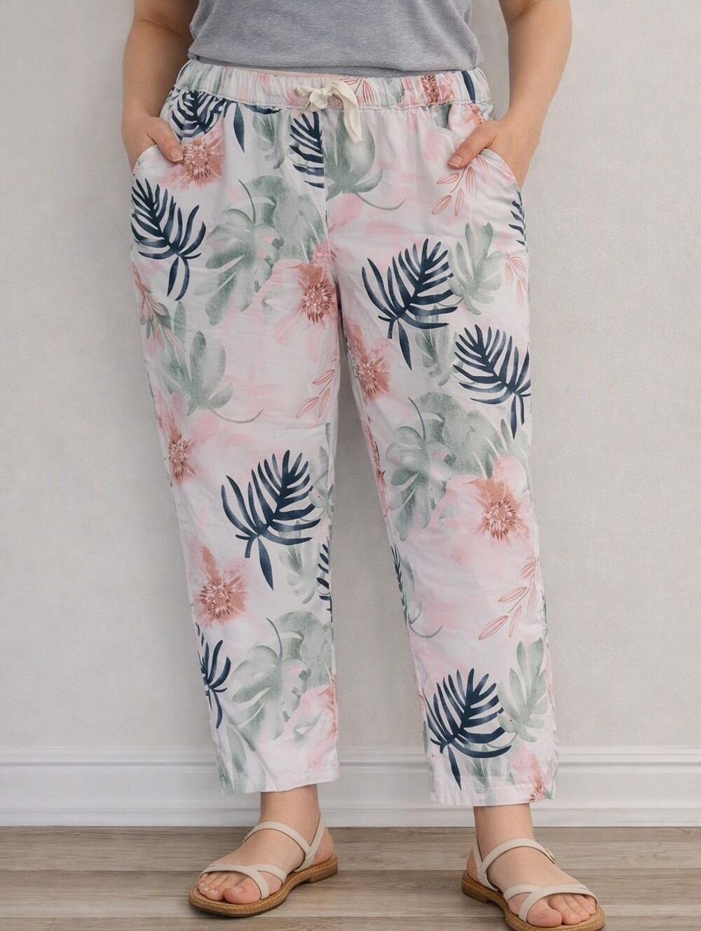 Charlie B Pants Woman's XL White Floral Elastic Waist Drawstring Comfy